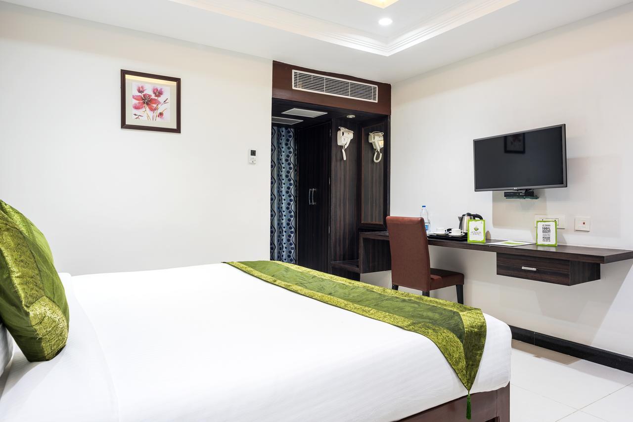 Hotel Treebo Empire Vijayawāda Exterior foto