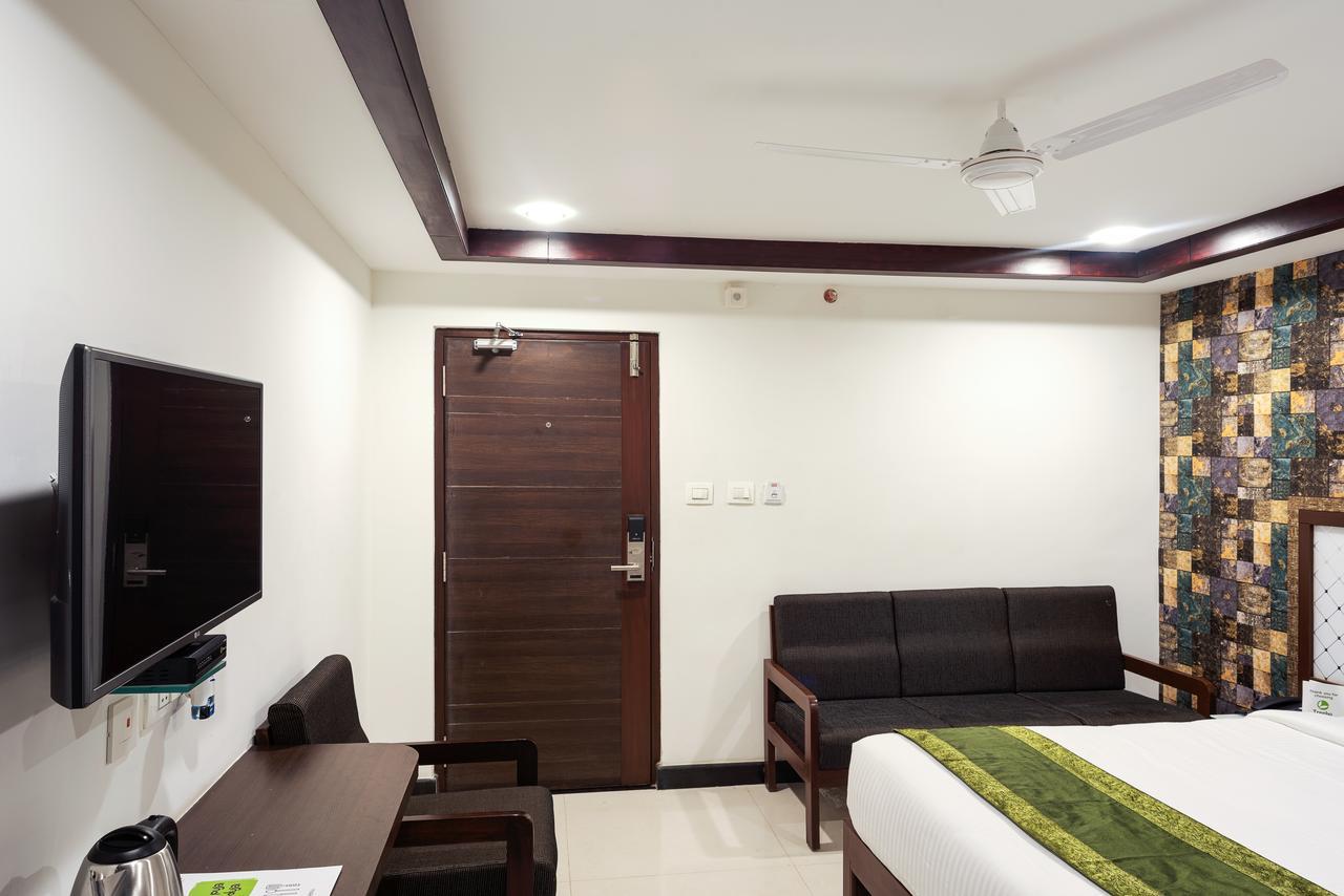 Hotel Treebo Empire Vijayawāda Exterior foto