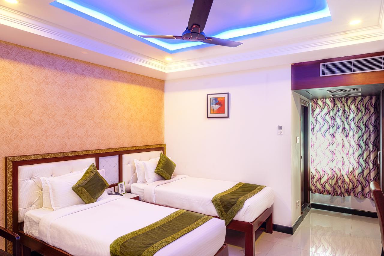 Hotel Treebo Empire Vijayawāda Exterior foto